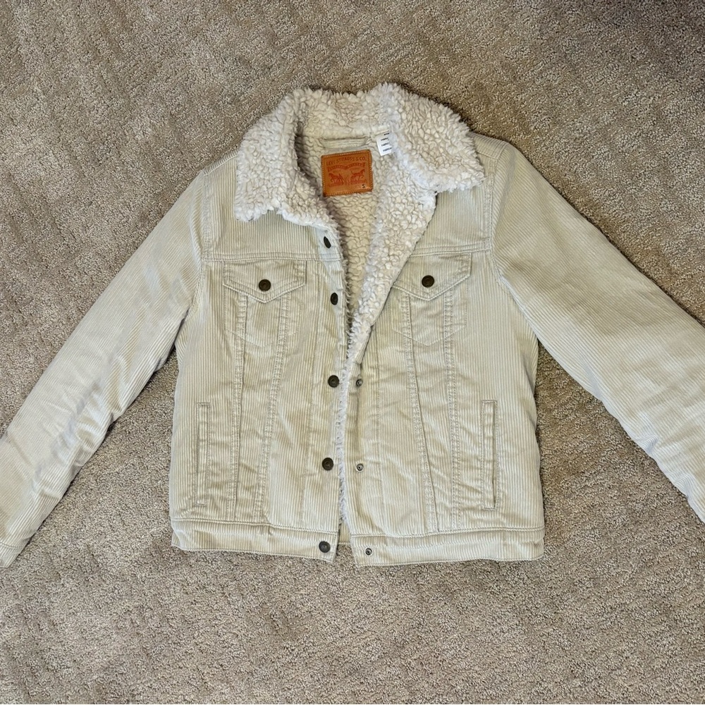 Levi’s Sherpa-Lined Corduroy Jacket
